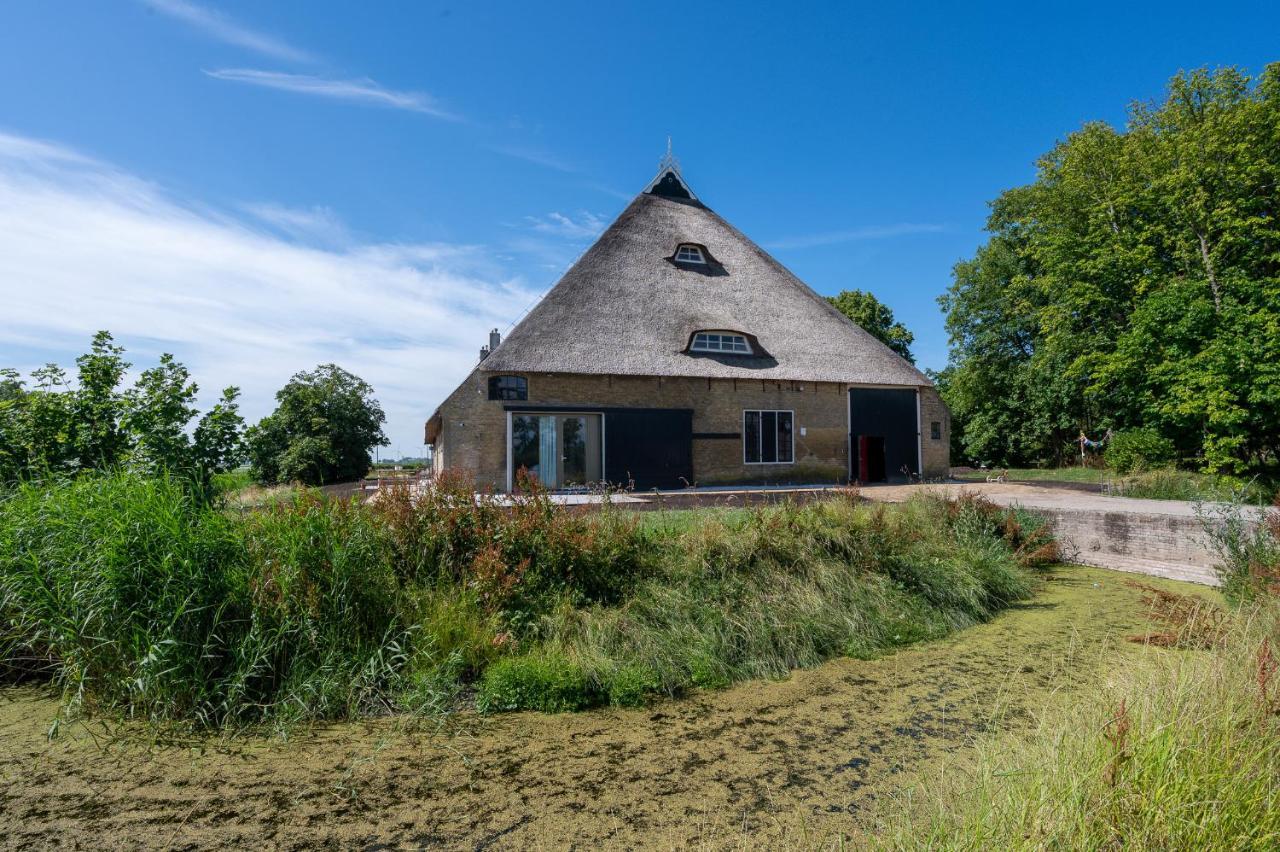 Appartement De Dageraad In Monumentale Boerderij Kimswerd Eksteriør bilde